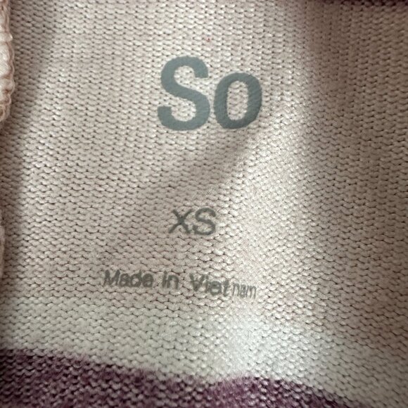 SO Brand Women's Striped Mock Neck Cropped Sweater Size XS Polyester & Spandex - Picture 3 of 5